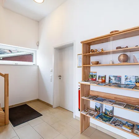 Schatz Apartment *